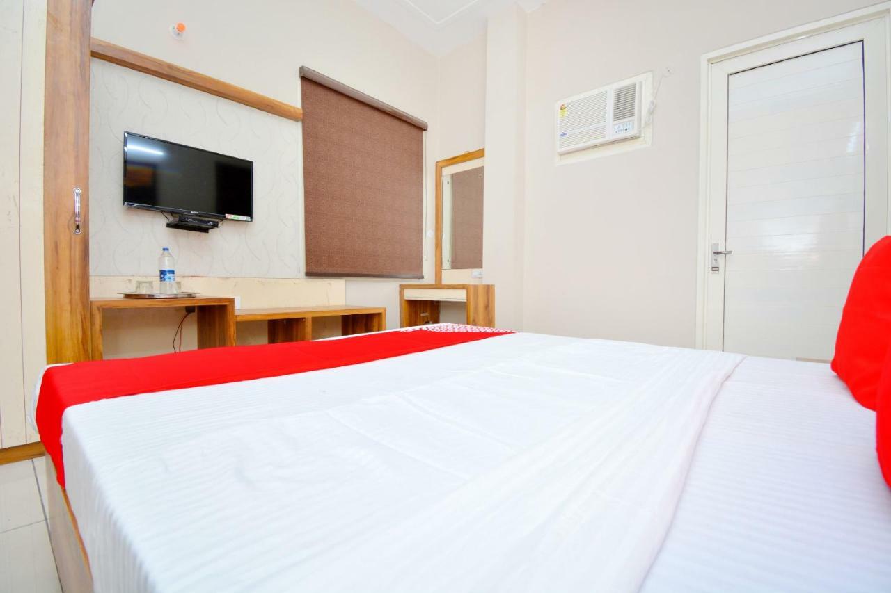 Hotel Oyo 40699 Grand Sokhi Tarn Taran Exteriér fotografie